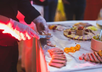 Atelier découpe de foie gras de Saveurs et Créations traiteur pour entreprise
