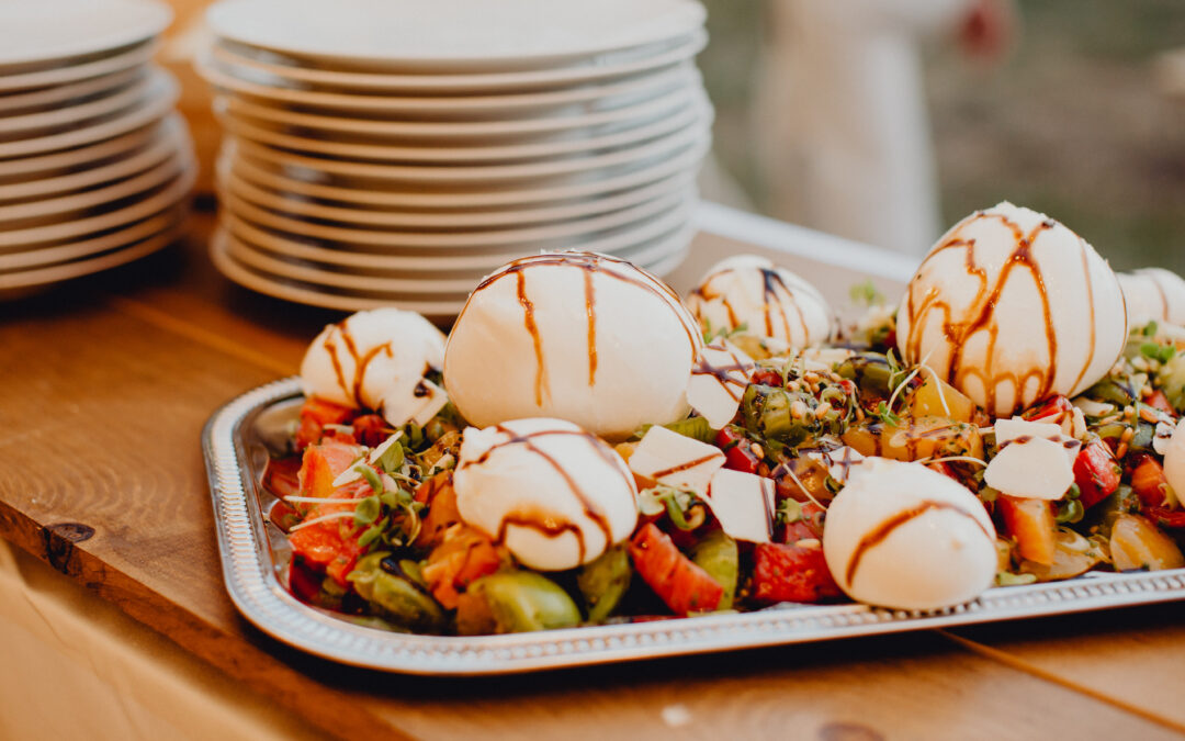 Salade de tomates et mozzarella à Paris