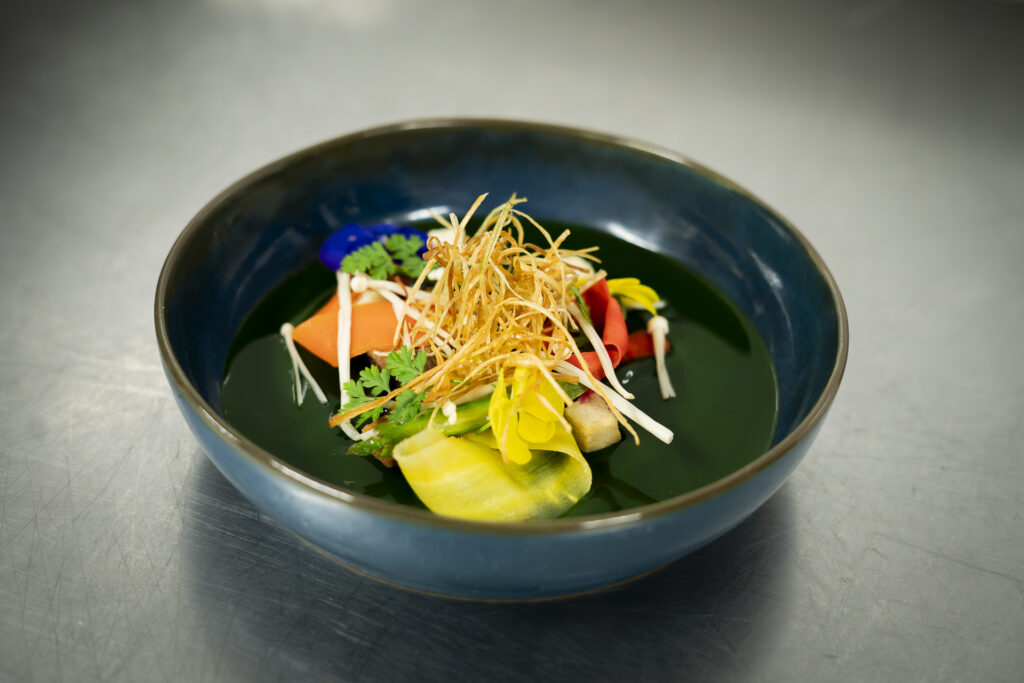 La composition d'un Menu végétarien par un traiteur expert garantit la satisfaction et le plaisir de tous les convives.
